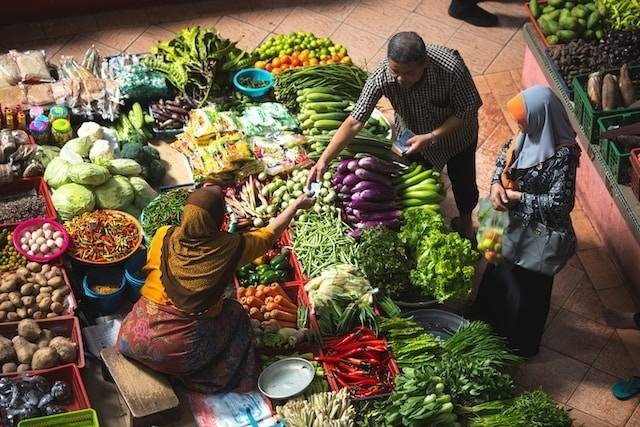 Pahami Syarat Jual Beli dalam Islam agar Bisnis Berkah. (Foto: MNC Media)