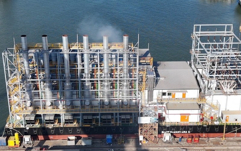 Pembangkit listrik apung Barge Mounted Power Plant (BMPP) berkapasitas 60 Megawatt (MW) kedua yang diproduksi oleh PT PAL Indonesia siap beroperasi.