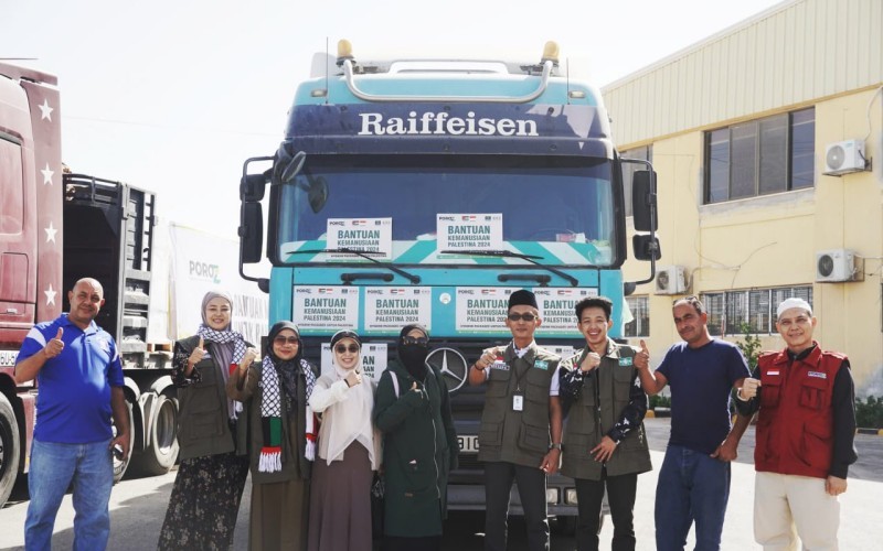 Indonesia mengirimkan bantuan kebutuhan pokok dan peralatan kebersihan-kesehatan untuk rakyat Palestina.