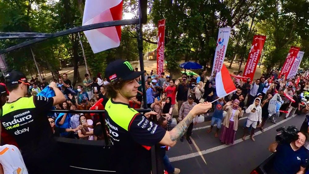 Luar Biasa Antusiasme Masyarakat di Riders Parade Pertamina Grand Prix of Indonesia 2024. Foto: MNC Media.