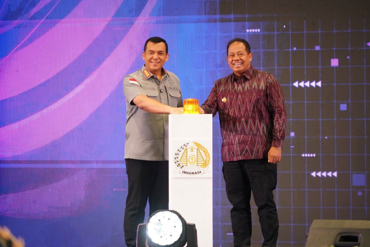 Permudah Wisatawan, Dirjen Imigrasi Tambah 90 Autogate di Bandara Ngurah Rai Bali. (Foto: Dok. Ditjen Imigrasi)