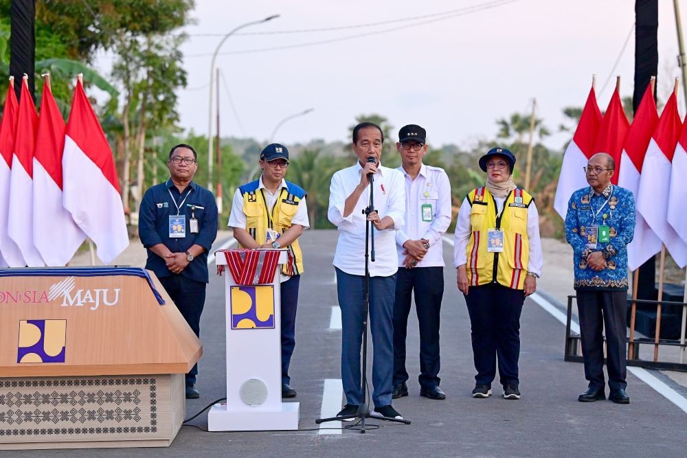 Jokowi Resmikan 27 Ruas Jalan Senilai Rp737 Miliar di NTT. Foto: MNC Media.