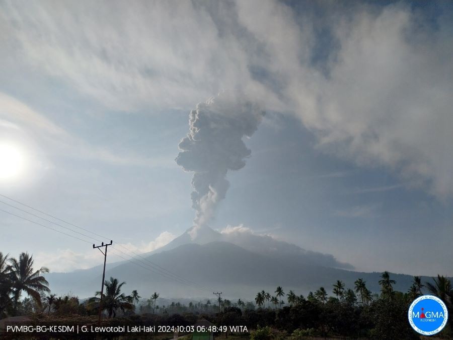 Gunung Lewotobi Laki-Laki Erupsi Lagi, Luncurkan Abu Vulkanik 1,1 Km. (Foto: PVMBG)