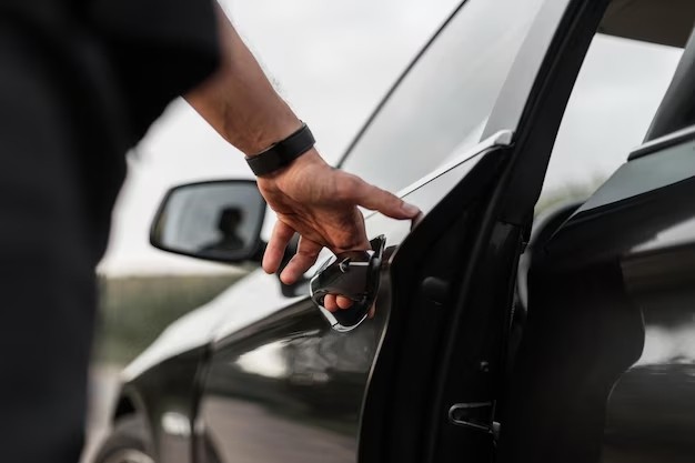 Apakah Pihak Leasing Rugi Jika Kendaraan Ditarik Karena Menunggak? Begini Penjelasannya. (Foto: MNC Media)  