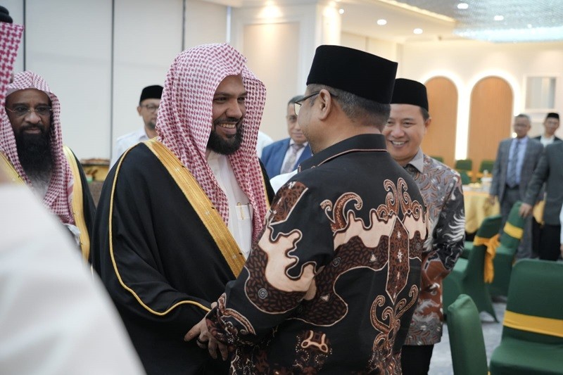 Imam Masjid Nabawi Bertemu Menag, Bawa Pesan dari Raja Salman (foto dok kemenag)