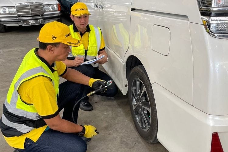 Wajib Tahu Keuntungan Pentingnya Perawatan Rutin Ban Mobil. (Foto Istimewa)