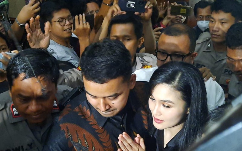 Aktris Sandra Dewi menjadi saksi dalam sidang kasus dugaan korupsi pengelolaan timah dengan Terdakwa Harvey Moeis. (MNC Media)