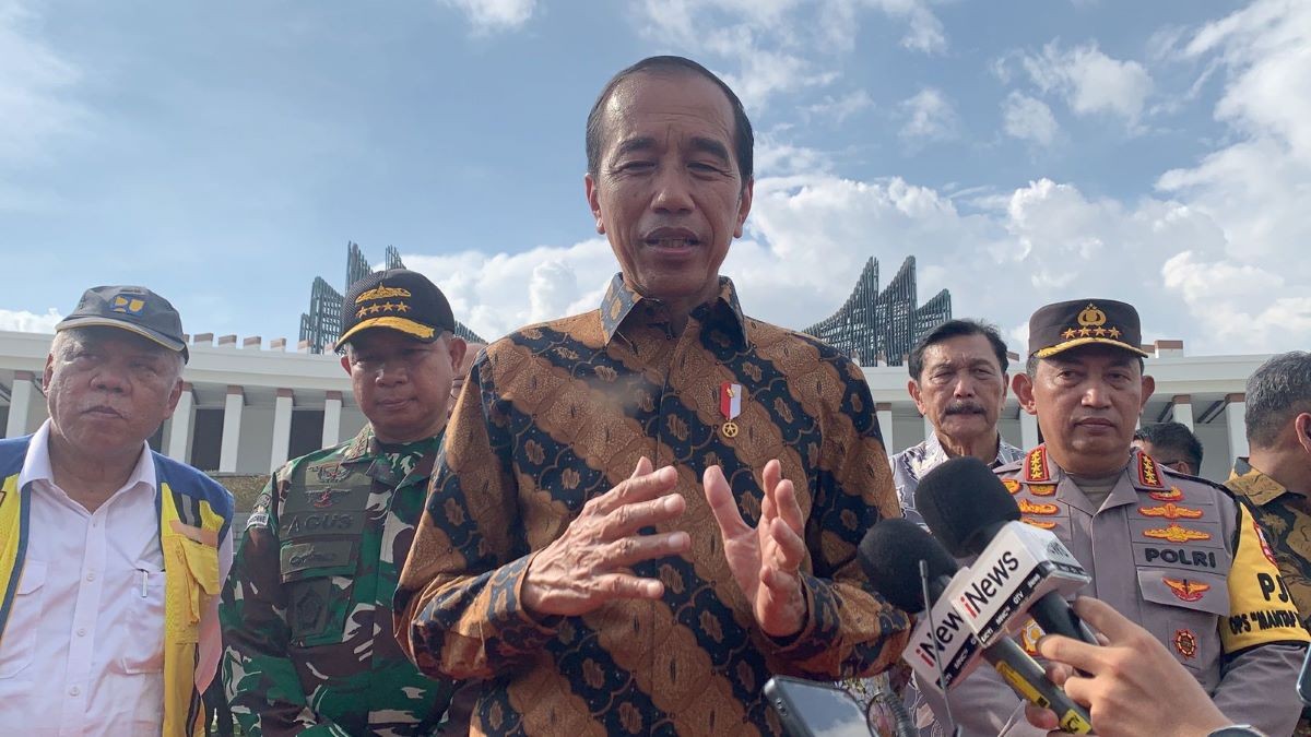 Jokowi Akui Kesal Soal Kepemimpinan Wasit di Laga Indonesia vs Bahrain. (Foto: Binti/MNC Media)