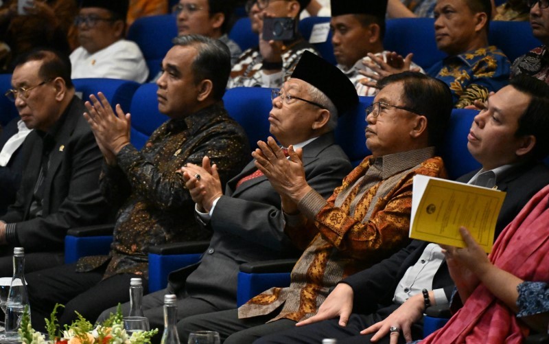 Menteri ESDM, Bahlil Lahadalia menjalani sidang promosi doktor di Sekolah Kajian Stratejik dan Global Universitas Indonesia (SKSG UI). (Foto: Dok. Setwapres)