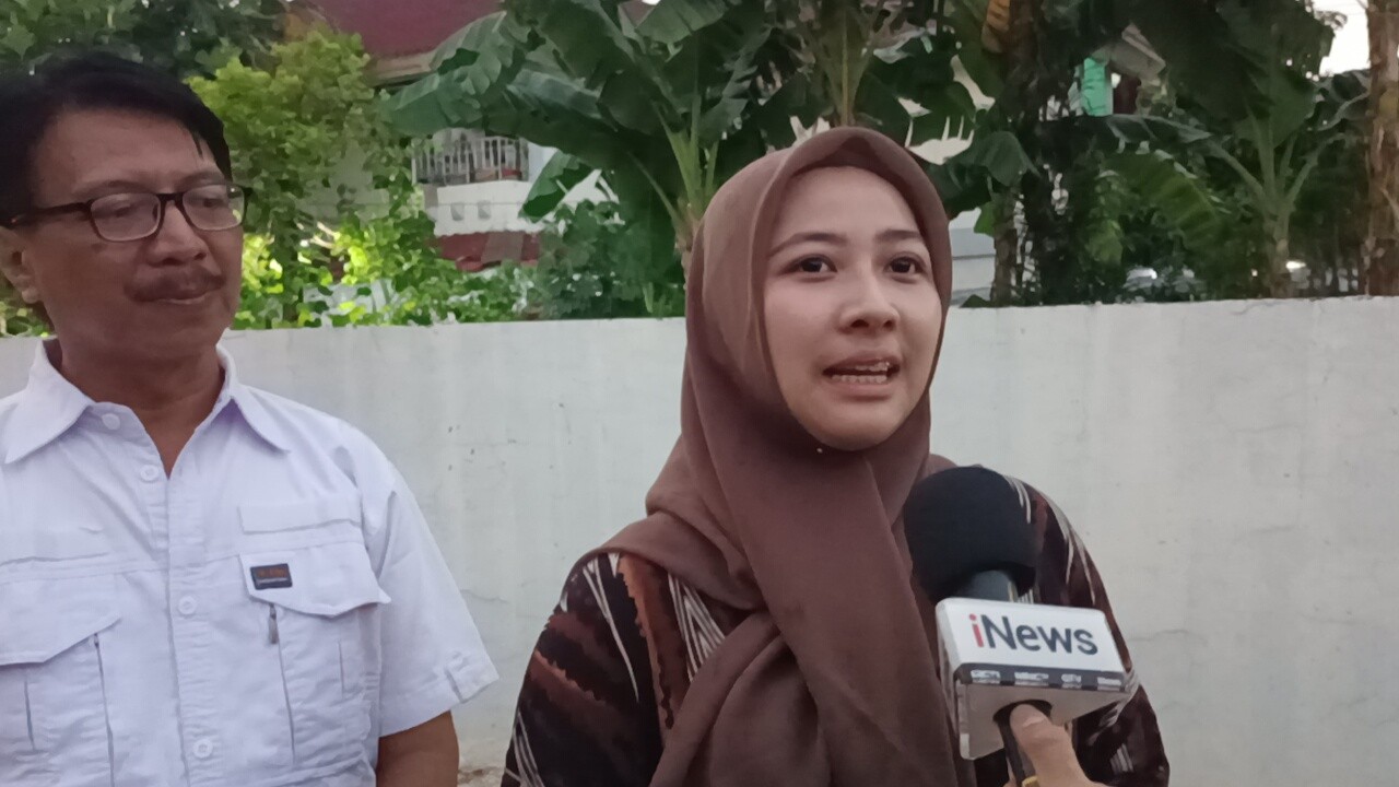 Ibu Rumah Tangga Harap Harga Bahan Pangan Murah di Pemerintahan Prabowo-Gibran. (Foto Refi Sandi/MPI)