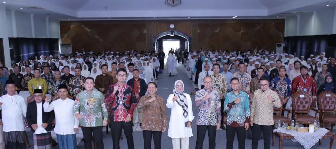 OJK Dorong Peningkatan Literasi dan Inklusi Keuangan Syariah Para Santri di Kalteng (FOTO:Dok OJK)