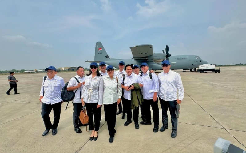 Menkeu Sri Mulyani Indrawati membagikan momen dirinya menaiki Pesawat Super Hercules C-130J A-1340. (Instagram/Srimulyani)