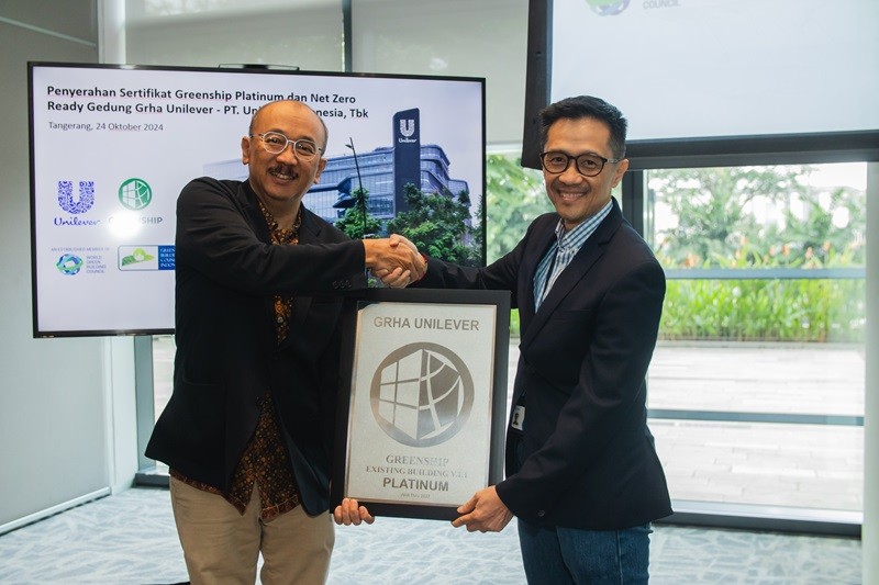 Unilever (UNVR) Raih Sertifikat Greenship Net Zero Ready dan Existing Building Platinum (foto dok unilever)