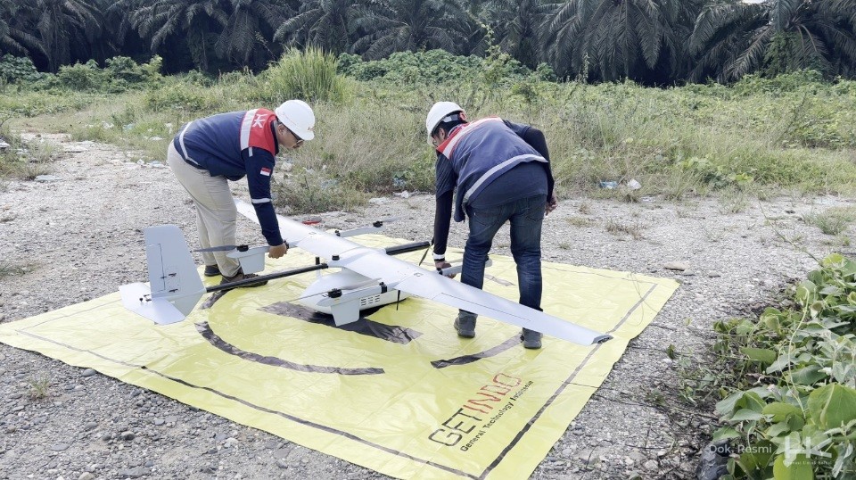 Penggunaan teknologi UAV LiDAR dalam pemetaan konstruksi Jalan Tol Trans Sumatera. (Foto: Hutama Karya)