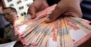 Intip UMK Ponorogo 2024 yang Naik 3,89 Persen Dibanding Tahun Lalu. (FOTO: MNC MEDIA)