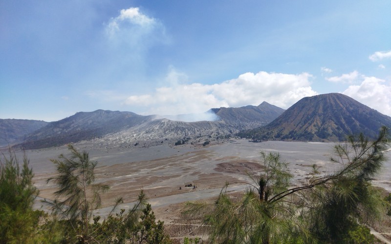 Tarif penerbangan drone di Wisata Gunung Bromo, Malang, Jawa Timur naik mencapai Rp2 juta.