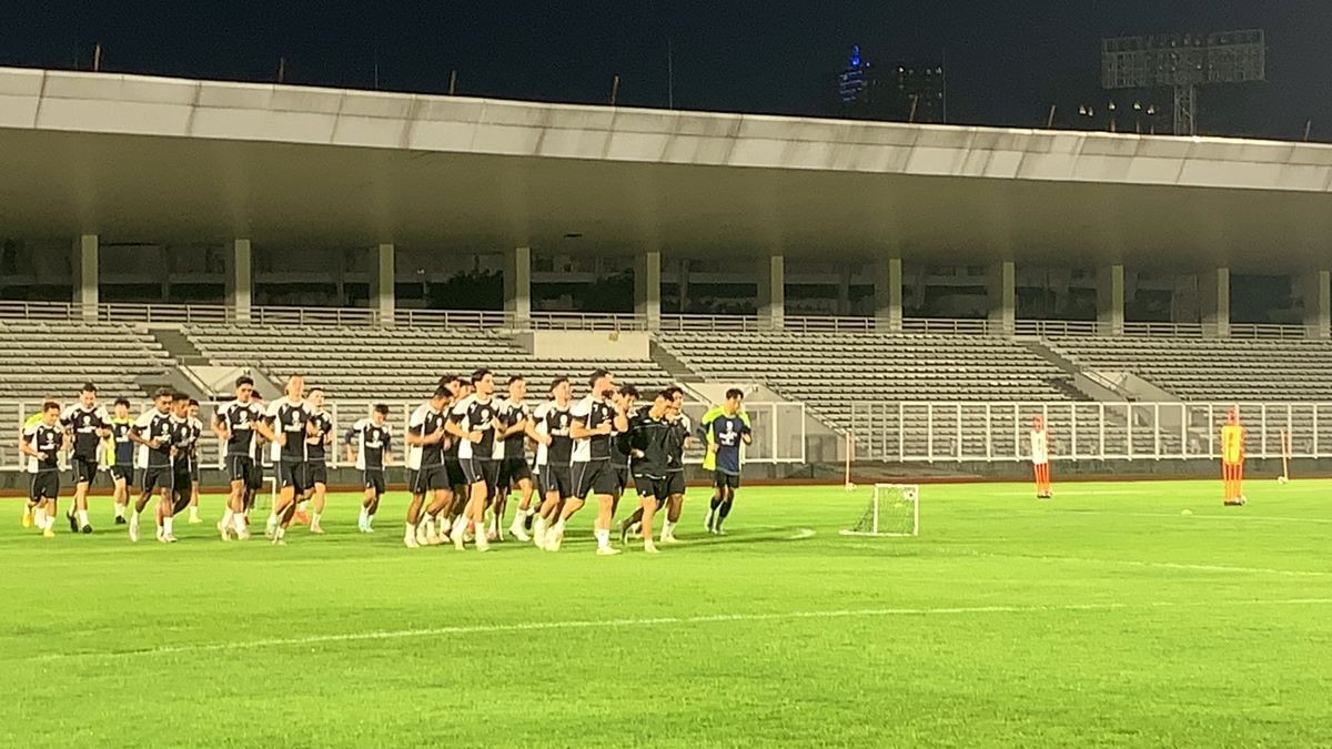 Kevin Diks Tiba di Tanah Air, Langsung Jalani Sesi Latihan Bersama Timnas Indonesia. (Foto: Andika Rachmansyah/MNC Media)