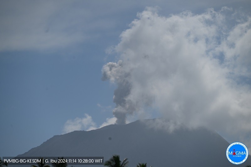 Gunung Ibu di Halmahera Tiga Kali Erupsi Beruntun Pagi Ini (foto ist)