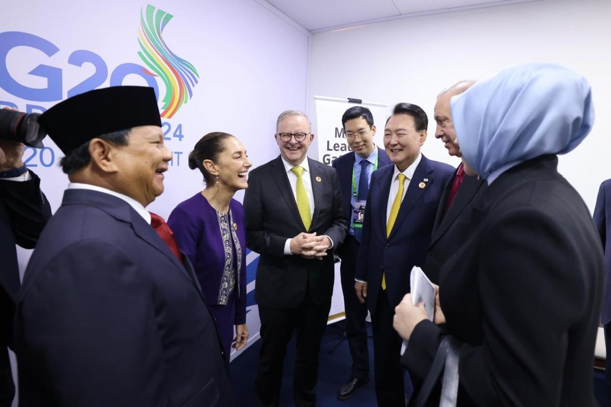 Momen Keakraban Prabowo Bersama Erdogan hingga Yoon Suk-yeol saat Hadir di MIKTA KTT G20. (Foto: Biro Pers Setpres)