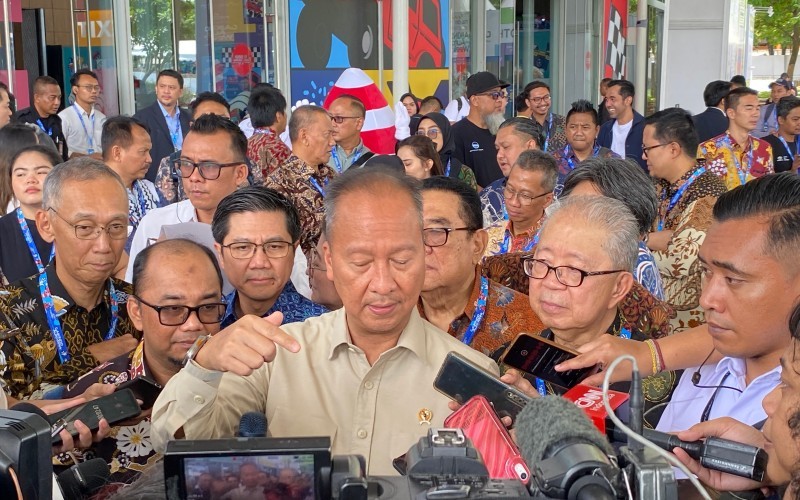 Menperin Agus Gumiwang Kartasasmita menyebut para pelaku industri nasional mengeluh perihal harga gas murah untuk industri.