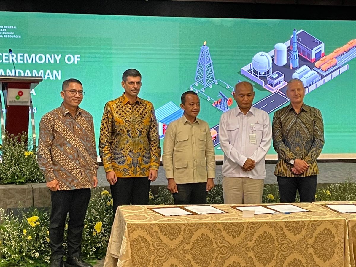 Bahlil Beri Rp15 Triliun untuk Eksplorasi, Kepala SKK Migas: Tepuk Tangan Buat Pak Menteri. (Foto: Tangguh/MNC Media)