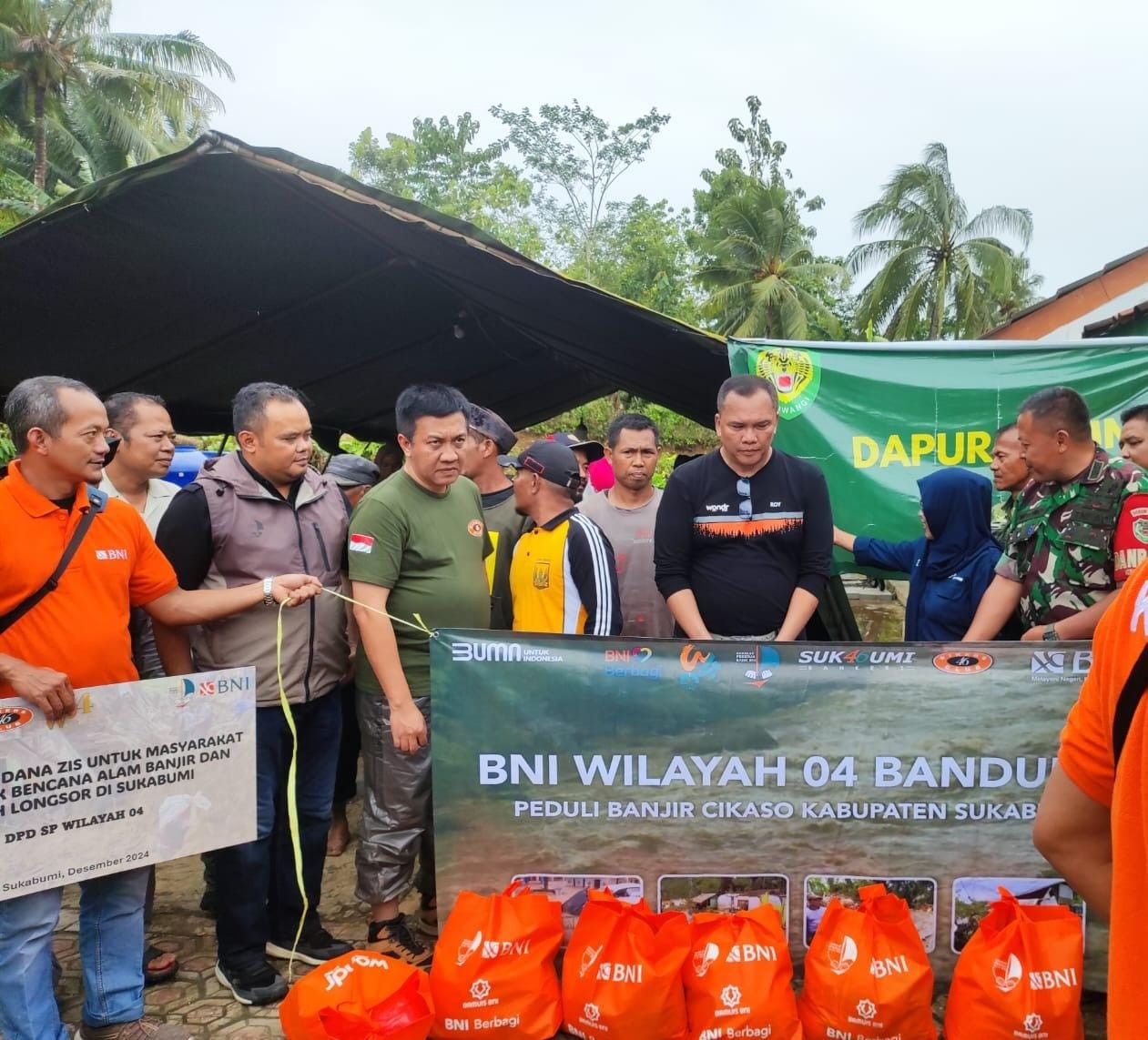 BNI (BBNI) Salurkan Lebih dari Rp100 Juta untuk Korban Bencana Sukabumi (FOTO:Dok BNI)
