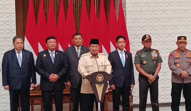 Terbang ke Mesir, Prabowo Bakal Temui Presiden Abdul Fattah dan Hadiri KTT D8 (foto mnc media)