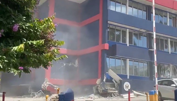 Kantor Federasi Internasional Palang Merah Pasifik (ICRC) melaporkan ada 14 orang tewas akibat gempa dahsyat magnitudo 7,3 di Vanuatu. (Foto: X/@Dewisalad)
