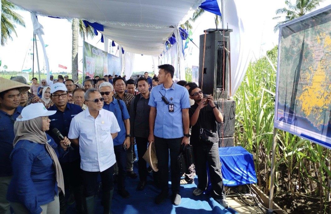Bertemu Petani di Malang, Zulhas Bakal Setop Impor Gula di 2025  (FOTO:Dok Ist)