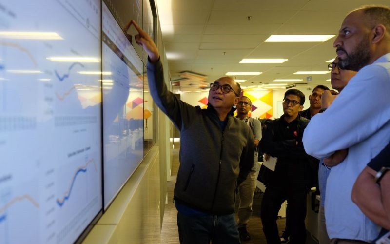 Direktur PT XL Axiata Tbk (EXCL), I Gede Darmayusa melepas sebagian sahamnya di perseroan. (Foto: Dok. XL Axiata)