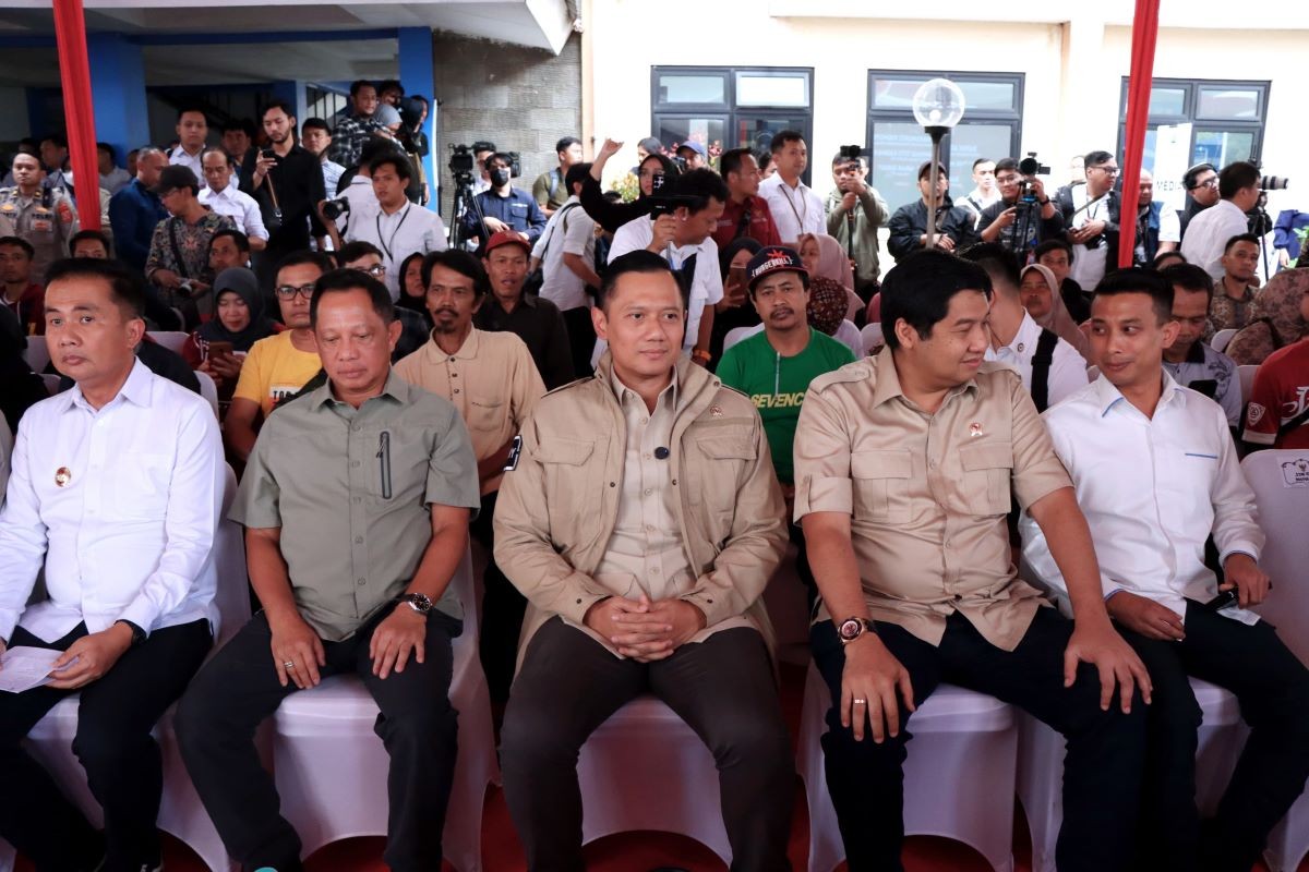 Pemerintah Relokasi 98 KK dari Kolong Jembatan ke Dua Rusunawa di Bandung. (Foto: MNC Media)