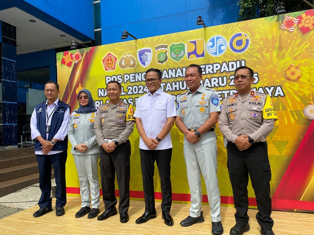 Pantau Arus Mudik Nataru di Tol Japek, Wamen BUMN: Perjalanan Lebih Lancar. (Foto Suparjo/MPI)