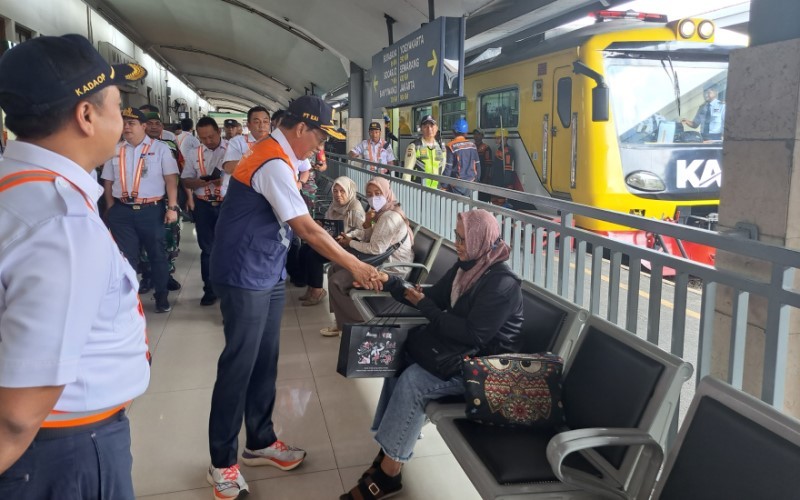 KAI memastikan armada kereta api perusahaan akan menggunakan BBM jenis biodiesel B40 mulai tahun depan. (Foto: MNC Media)