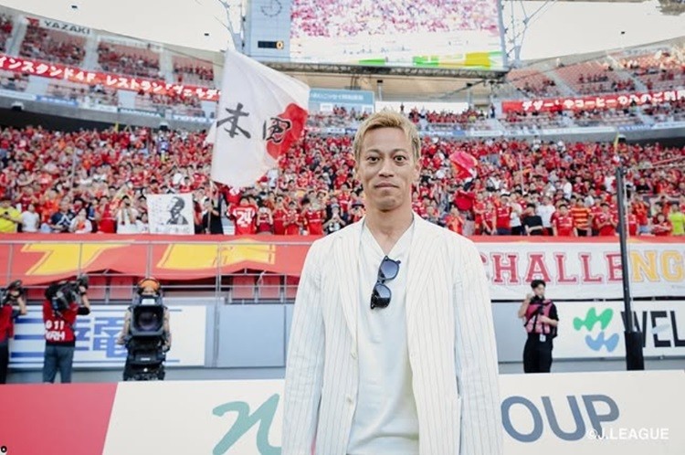 Mantan pemain Timnas Jepang Keisuke Honda mendapat kesuksesan lain di luar sepak bola. (Foto: Instagram/keisukehonda)
