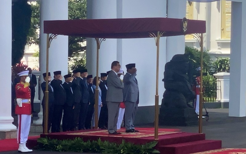 Presiden Prabowo Subianto menyambut kedatangan Perdana Menteri (PM) Jepang Shigeru Ishiba di Istana Kepresidenan Bogor, Jawa Barat, Sabtu (11/1/2025).