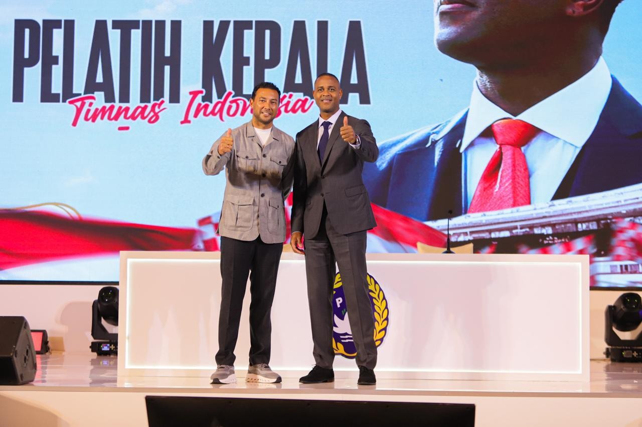 Pelatih Timnas Indonesia Patrick Kluivert Resmi Diperkenalkan ke Publik. (Foto: MNC Media)