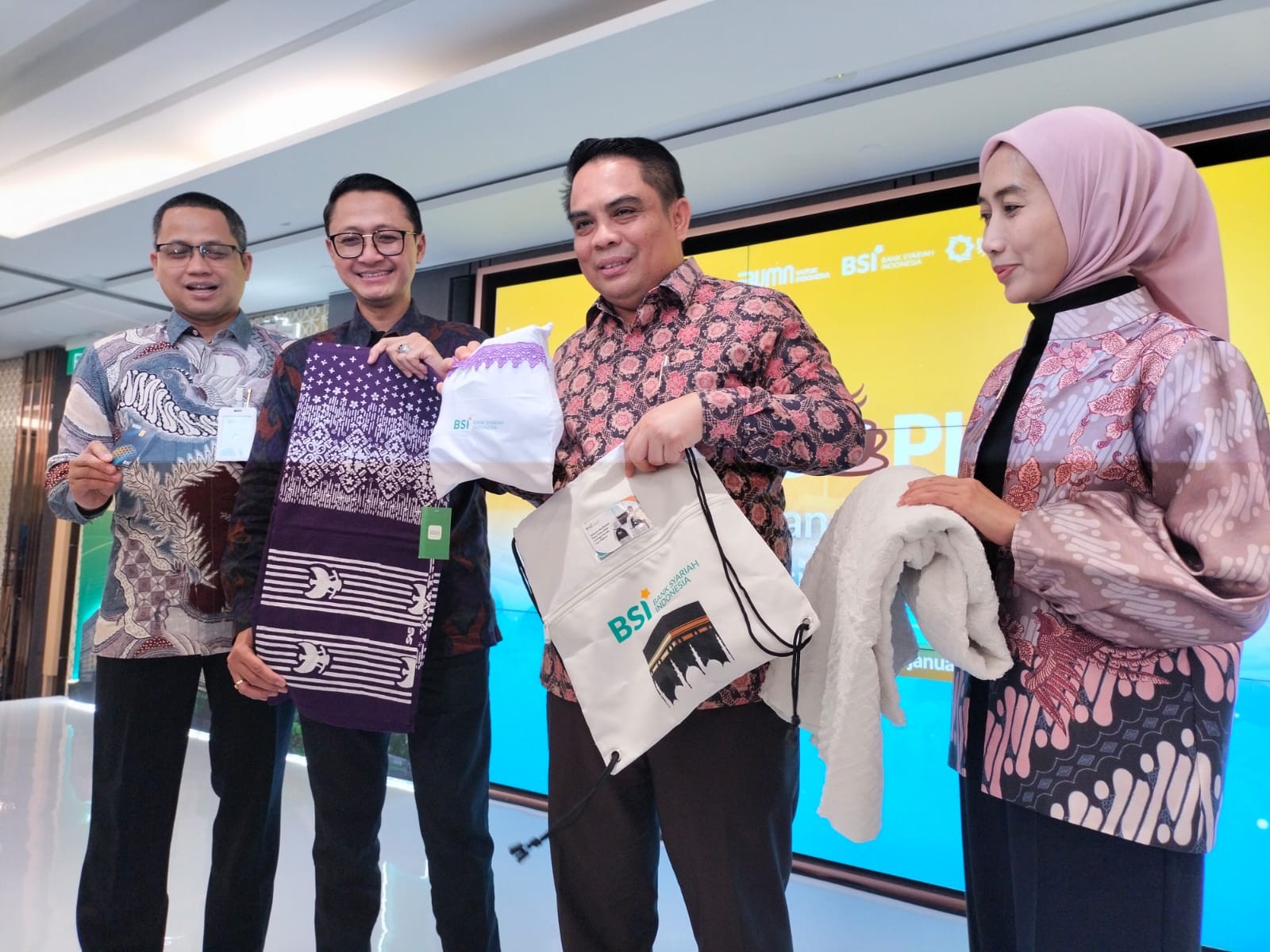 Lebih dari 80 Persen Jamaah Haji RI Merupakan Nasabah BSI (BRIS), Ini Keuntungannya. (Foto: Doc.IDXC)