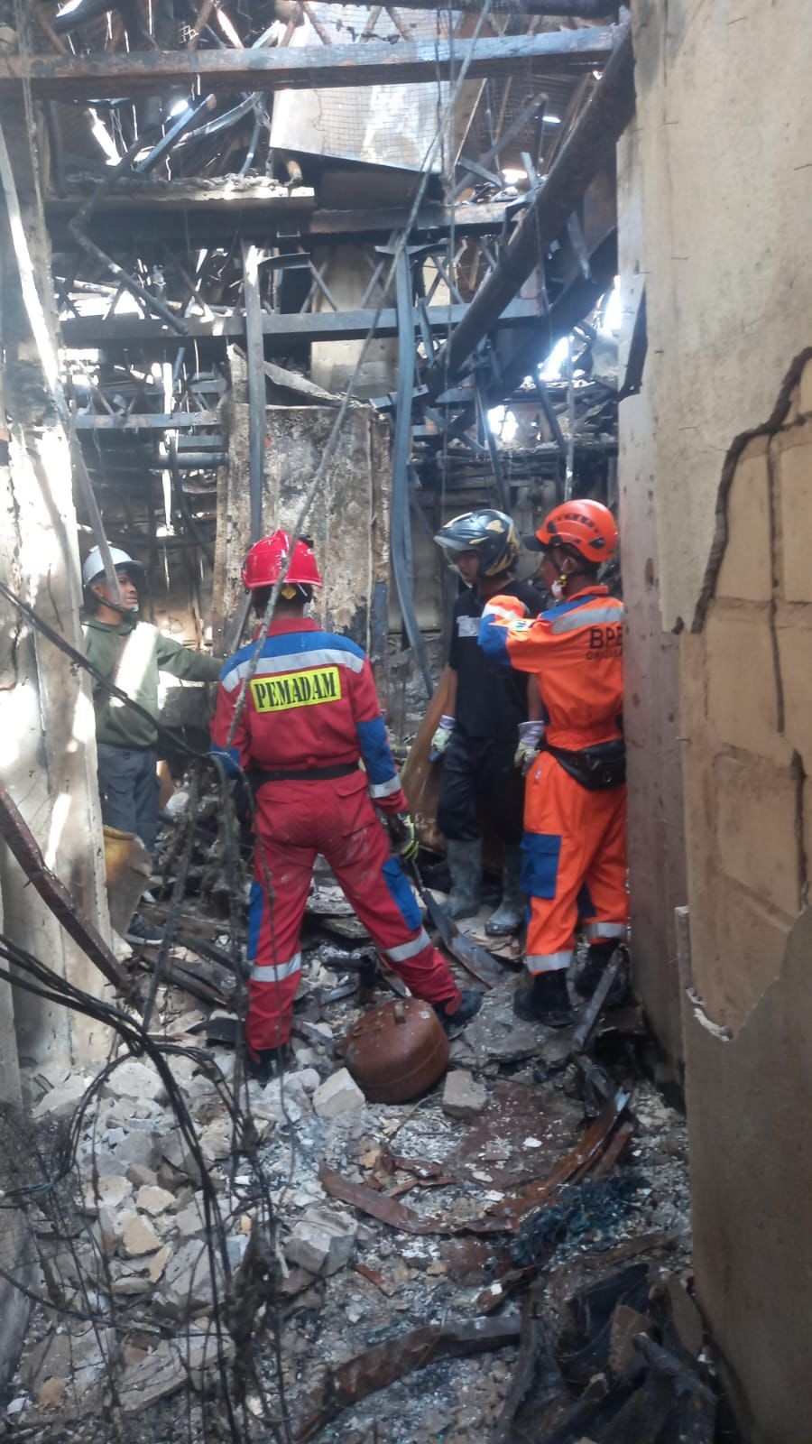 Kerugian Kebakaran Glodok Plaza Diprediksi Capai Rp90,9 Miliar (FOTO:Dok Ist)