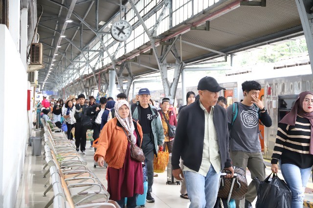 725 Ribu Orang Diproyeksi Kembali ke Jakarta dengan Kereta Api pada Pekan Ini. (Foto: MNC Media)