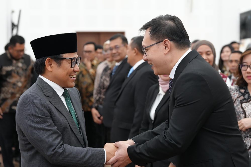 Co-Founder Tokopedia (Kanan) Dilantik sebagai Deputi Kemenko PM, Ini Tugasnya. Foto: MNC Media.