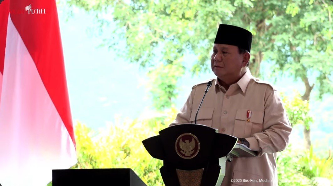 Prabowo Targetkan Seluruh Dusun Teraliri Listrik hingga 2029, Butuh Dana Rp48 Triliun. (Foto Tangkapan Layar YouTube Setpres)