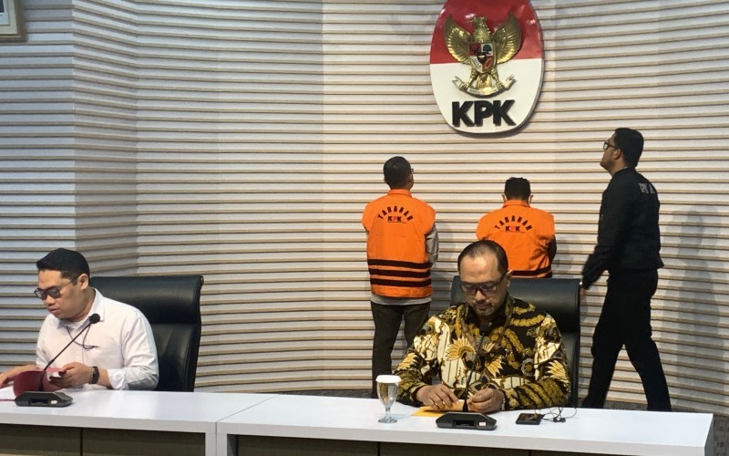 KPK beberkan konstruksi kasus korupsi dana PEN, Bupati Situbondo Diduga terima suap Rp5,5 Miliar.