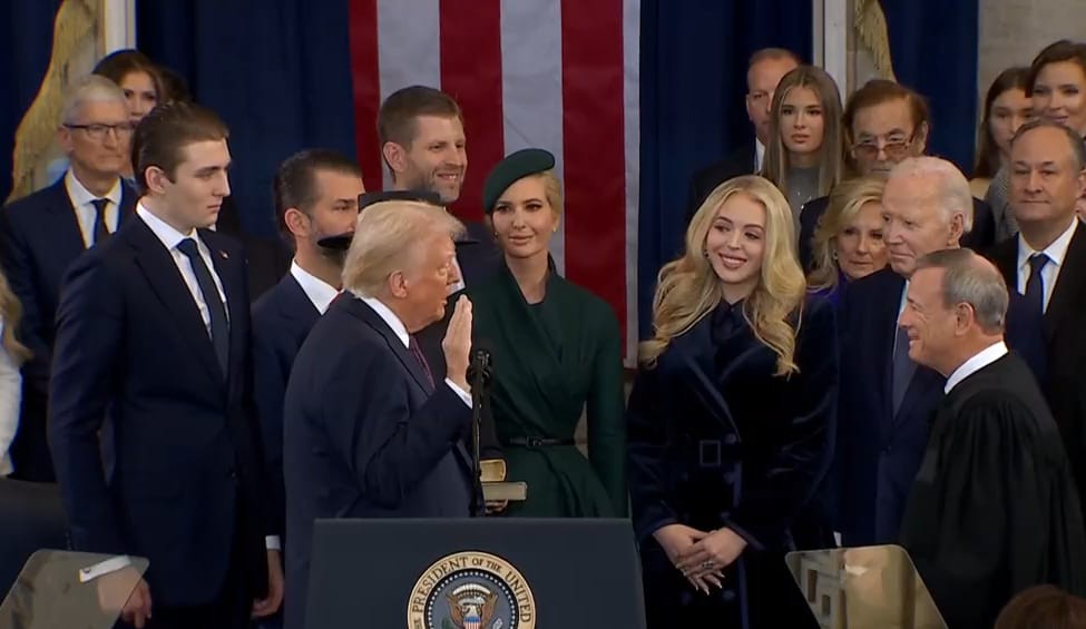 Donald Trump Resmi Dilantik Sebagai Presiden AS ke-47. (Foto: MNC Media)