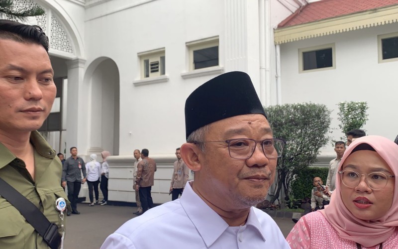 Pengumuman terkait sistem baru dalam Penerimaan Peserta Didik Baru (PPDB) akan diumumkan oleh Mensesneg Prasetyo Hadi.