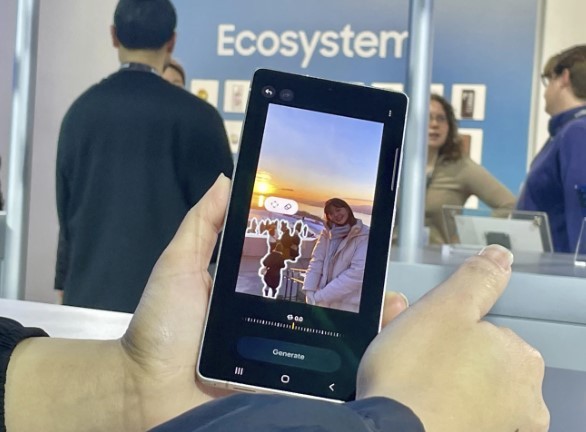 Samsung Rilis Galaxy S25 yang Andalkan AI, Dijual Mulai Rp14 Jutaan. (Foto: AP)