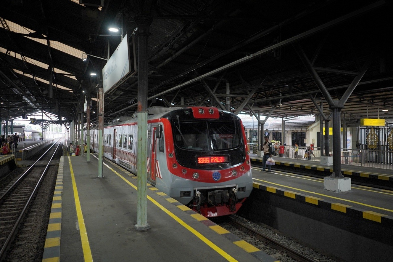 KAI Commuter Tambah Enam Perjalanan KRL Yogyakarta-Palur saat Libur Panjang 25-29 Januari 2025. (Foto Istimewa)