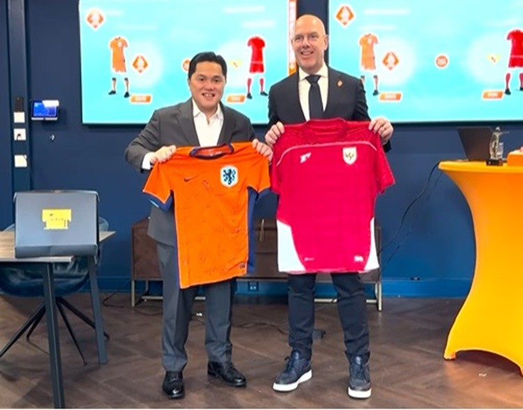 PSSI bertemu Federasi Sepak Bola Belanda (KNVB). Ketua Umum PSSI, Erick Thohir ingin mengundang Timnas Belanda main melawan Timnas Indonesia.  (foto: Instagram)