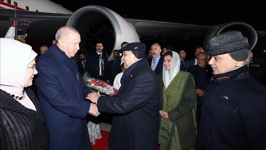Erdogan Sambangi Pakistan Usai Berkunjung ke Indonesia.