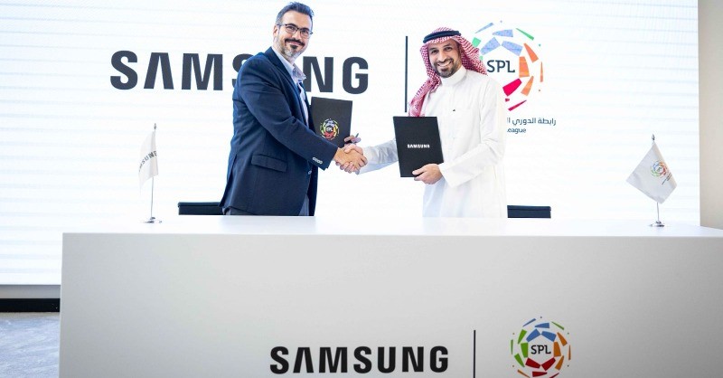 Samsung menjadi sponsor Liga Arab Saudi (SPL) hingga akhir musim 2024/2025. Kesepakatan ini disebut sebagai Gold Partner. (foto: SPL)