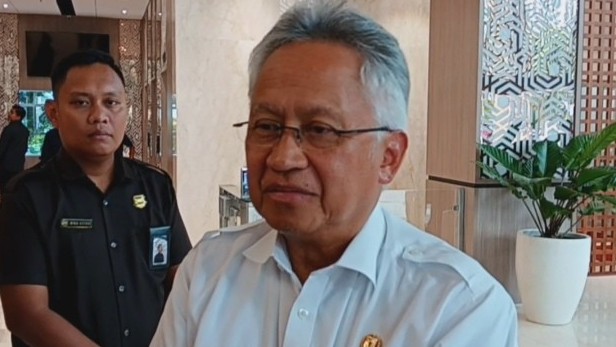 Satryo Soemantri Akhirnya Blak-blakan Alasan Mundur dari Mendiktisaintek. (Foto Refi Sandi/MPI)